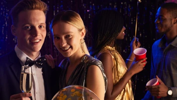 Luxury Prom Night Limo Service for an Unforgettable Evening