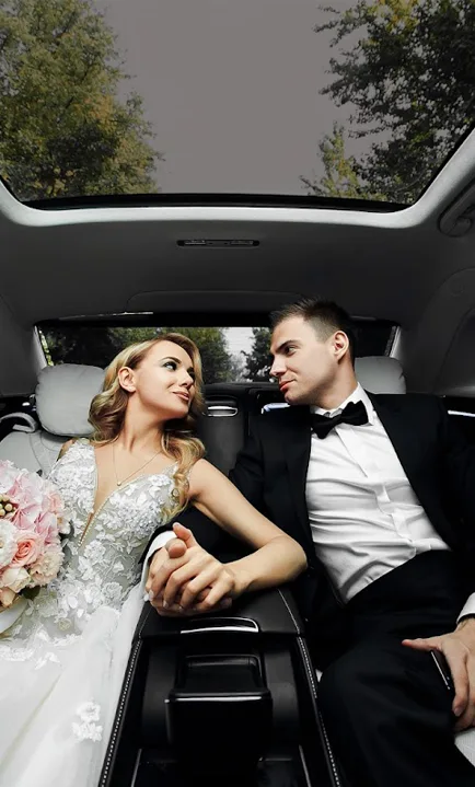 Wedding Limo Service for Elegant Wedding Transportation